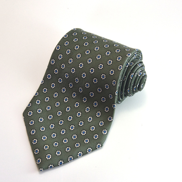 Roundtree & Yorke Other - Roundtree & Yorke Men's silk Tie Olive green ~sale